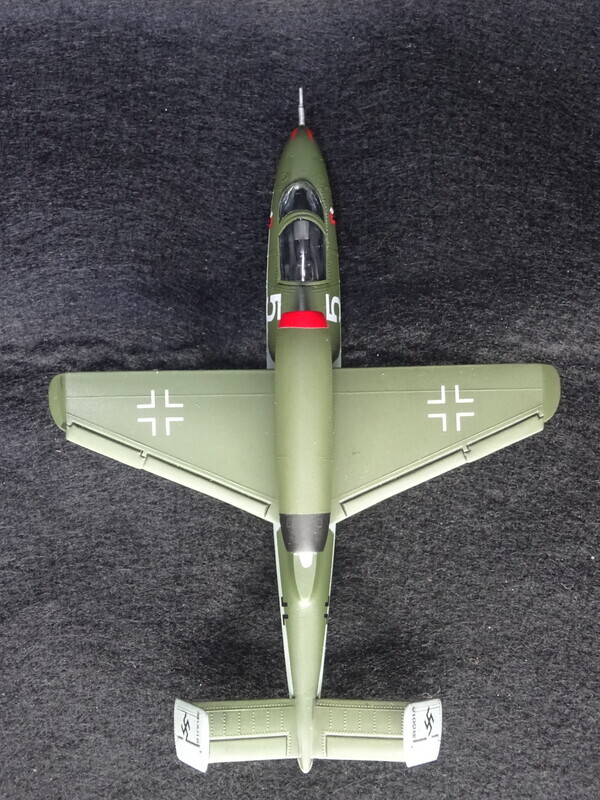 レベル 1/72 He162A-1 ザラマンダー 1./JG 1. 白5 完成 - 日々