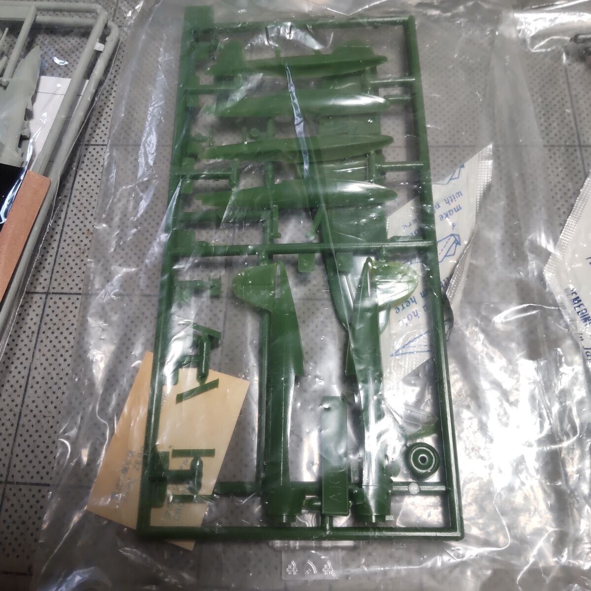 クラウンモデル 1/144 零式三座水偵