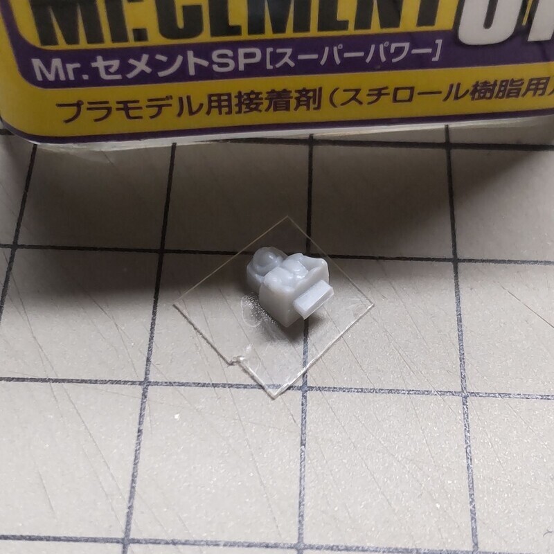座席の肉抜き埋め