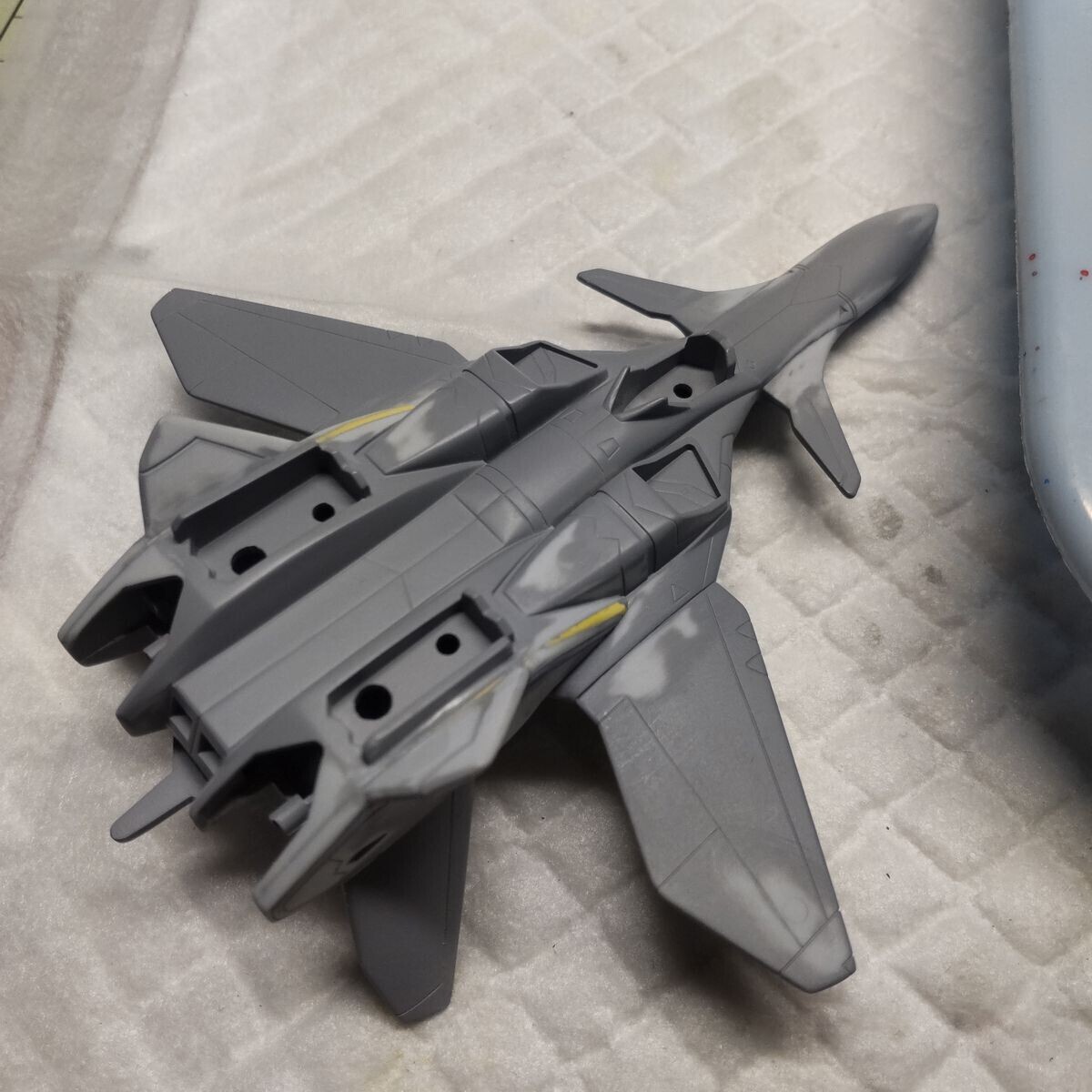 バンダイ 1/144 バルキリー VF-11C ファイター マクロスプラス仕様