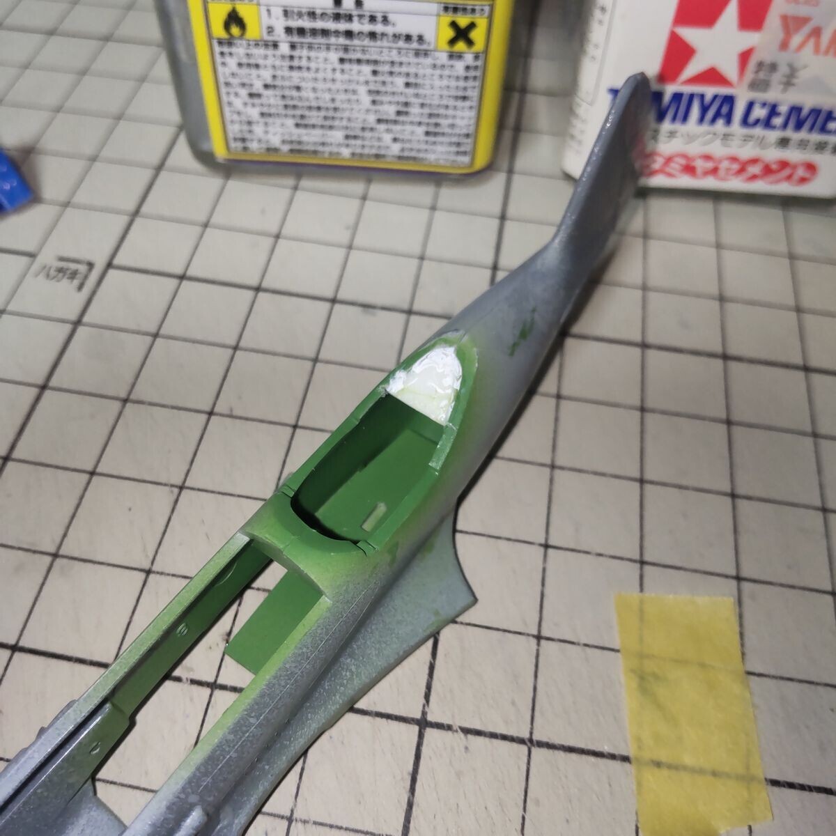 座席後ろの封鎖