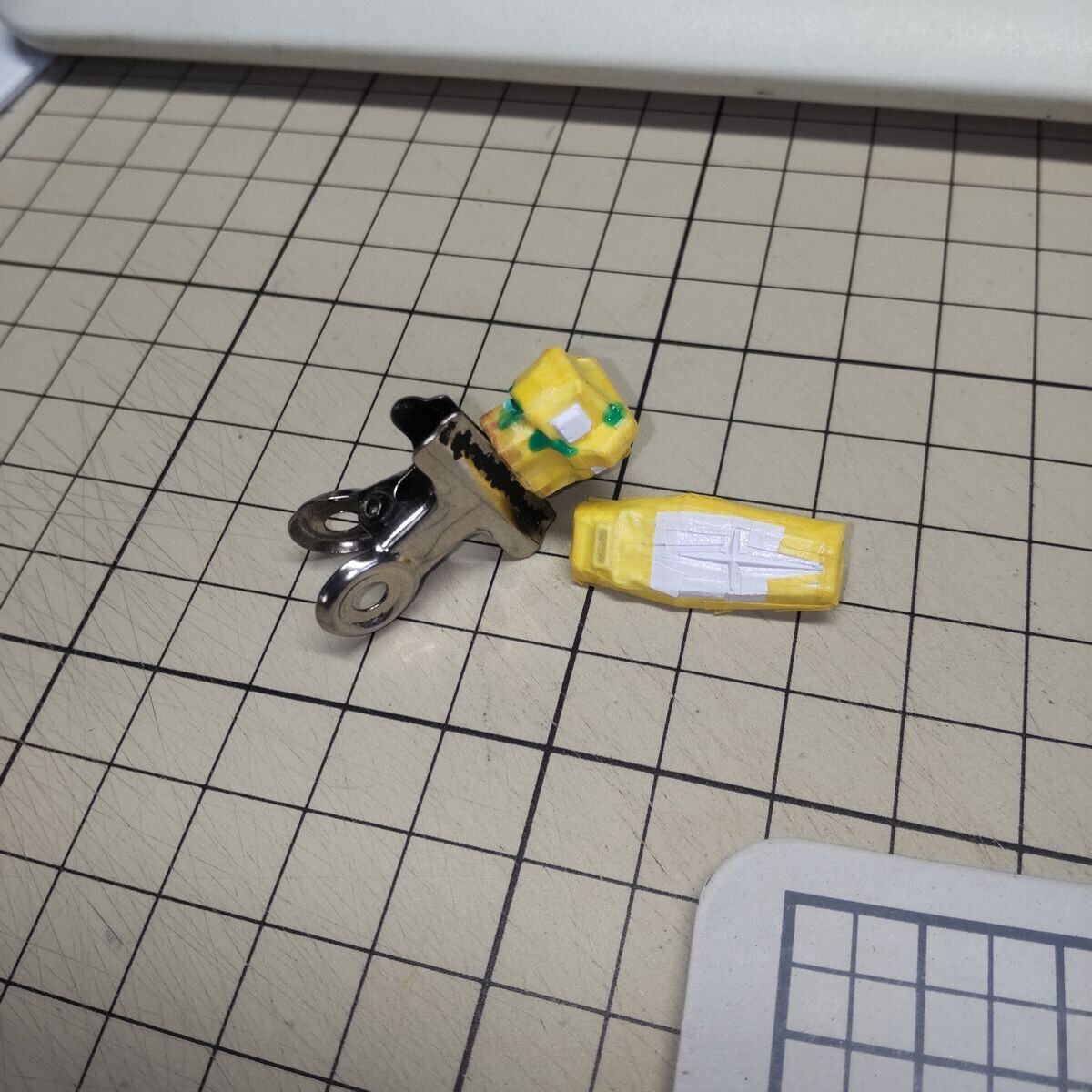 黄色を塗るためのマスキング