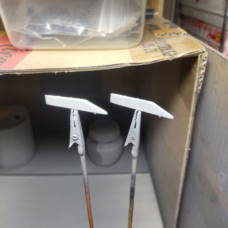 パイロンのサフ