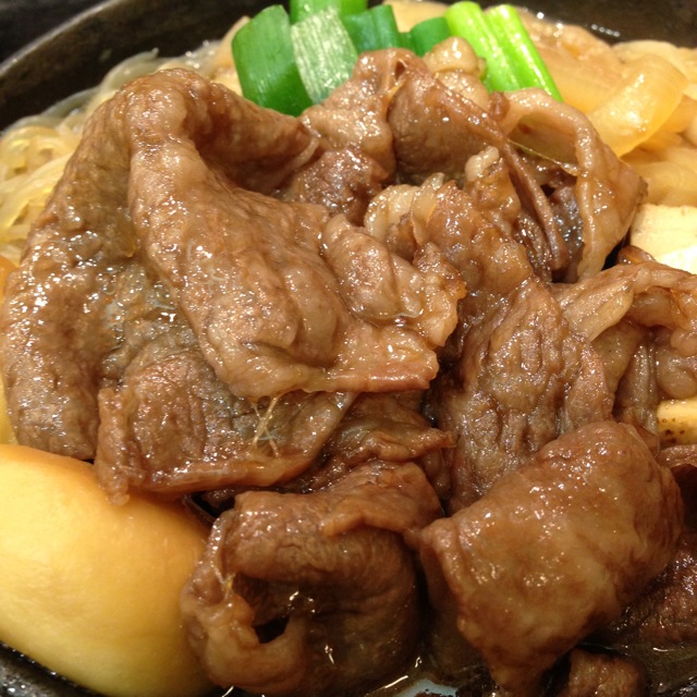 三嶋亭のすき焼き美味しすぎてびっくりした
