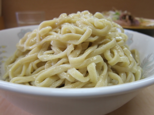 またまたテンコ盛りの麺