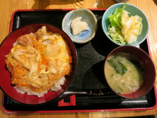 親子丼・大盛り(1000円)