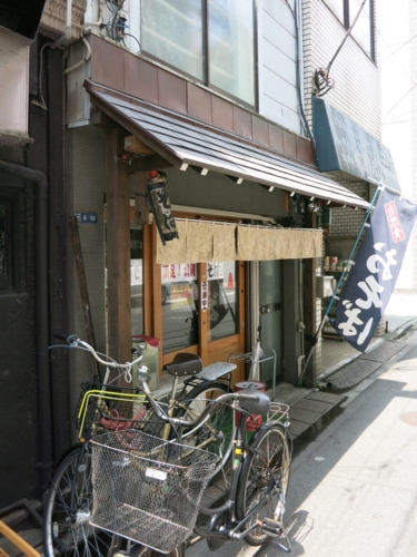 開店後の堀留屋