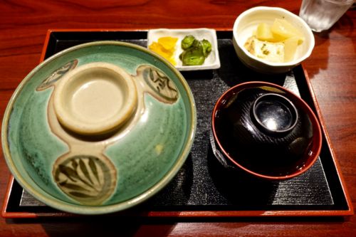 カツ丼(700円)+大盛り(50円)【蓋あり】