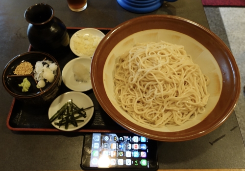 メガ盛り【海苔・おろし・揚げ玉付き】(950円)