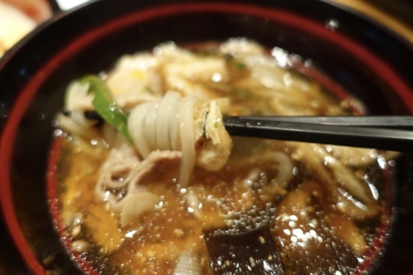 つけ汁に絡める