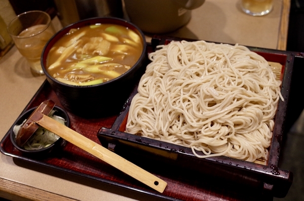 大カレーせいろ(900円)