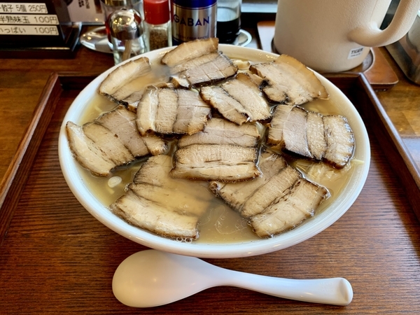 肉そば【醤油】(1000円)+特急２玉(100円)