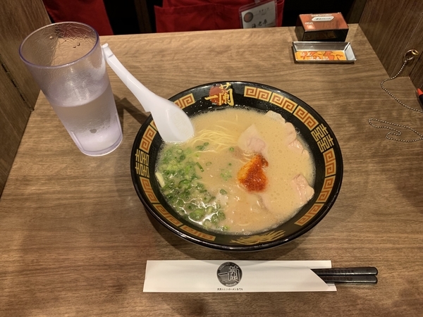 ラーメン・替玉(980円)+味の濃さ・こってり度・麺のかたさ【基本】