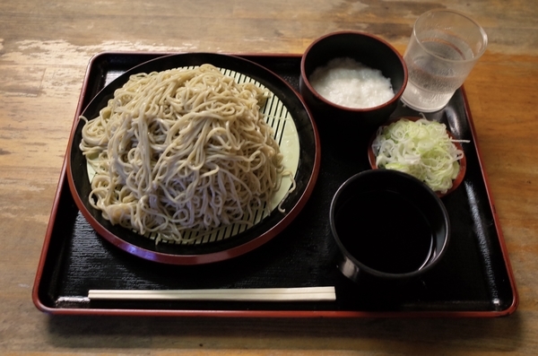 鹿沼産 地粉切り【大盛550g】(800円)+鯖出汁変更(0円)+とろろ(100円)