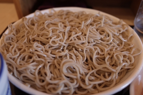 大盛の蕎麦