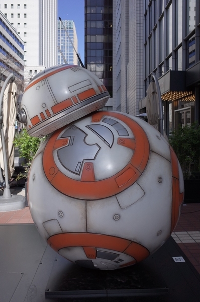 有楽町電気ビルのBB-8