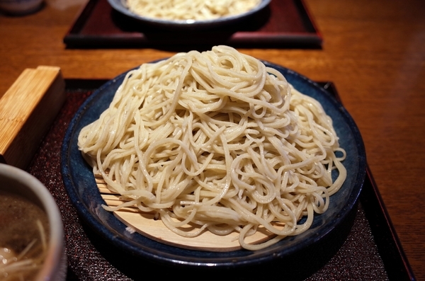 大盛りの蕎麦