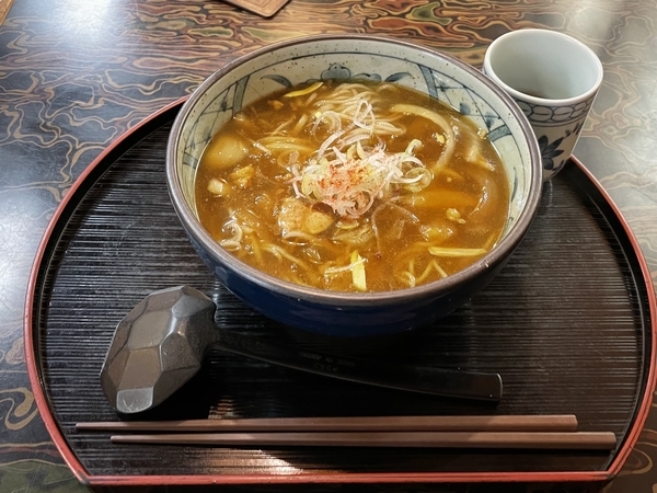 カレー南蛮そば(968円)