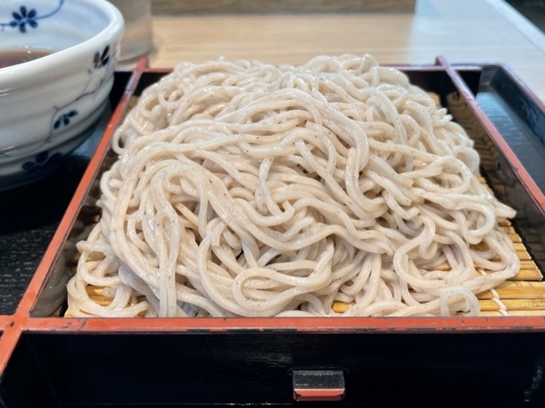 大盛の蕎麦