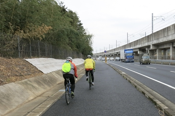 国道464号を成田方面へ