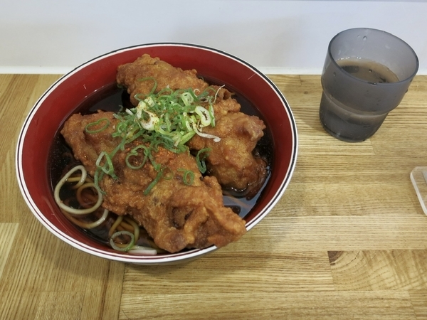 唐揚2ヶそば(600円)+大盛(60円)