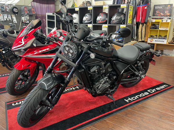 試乗車兼レンタルバイクのレブル1100