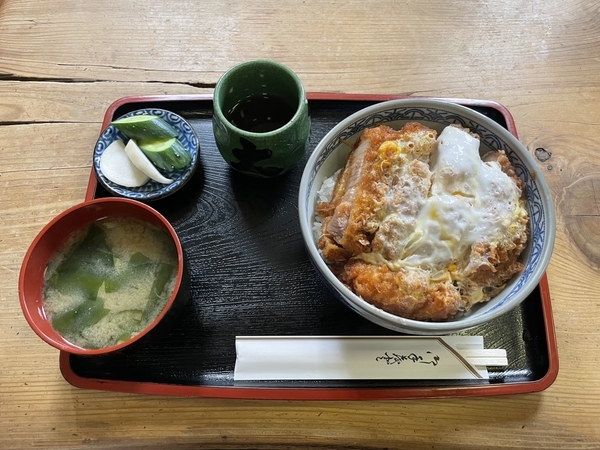 上かつ丼(2000円)