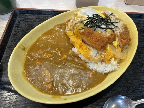 カレーかつ丼