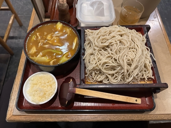 カレーせいろ(850円)+大盛(150円)