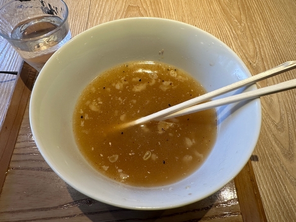 蕎麦湯を投入