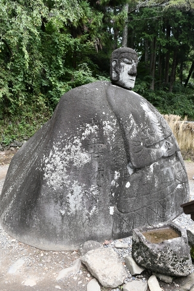 万治の石仏