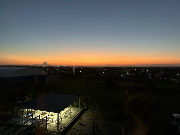 ラウンジからみた夕陽