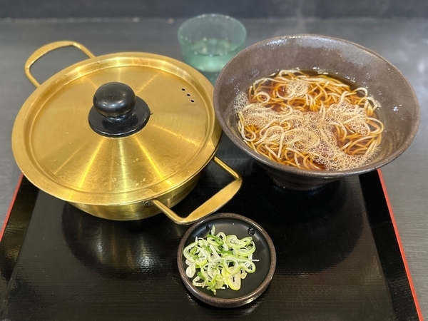 倍盛鍋かつ丼セット【温】(1500円)漬物忘れ