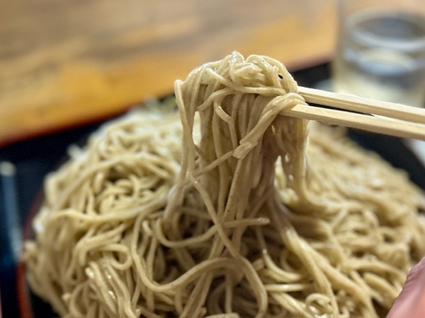 そのまま手繰る