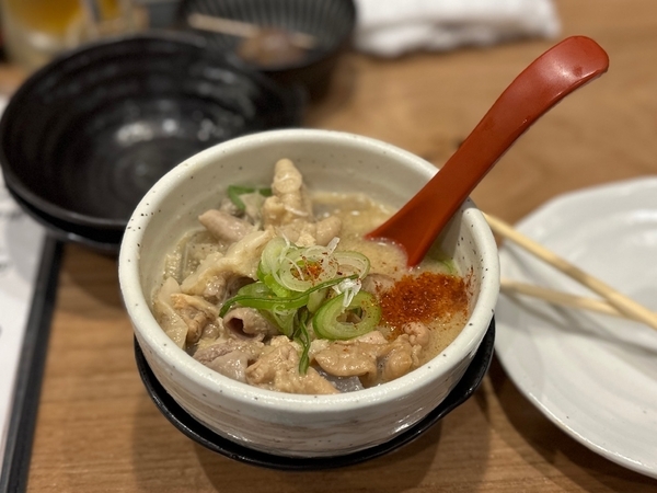 もつ煮込み(473円)