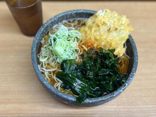 とり天そば(500円)+大盛り券麺1.5倍(110円)
