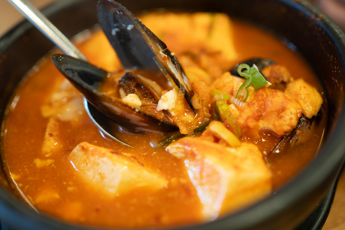 韓国／ソウル】topic_4 4日目：①自家製豆腐のチゲを朝食に：北村大釜