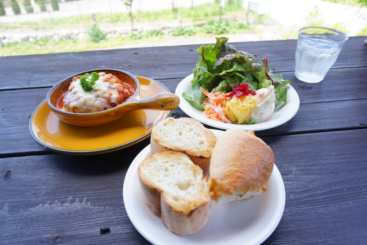 犬連れ旅に大人気のペットOKカフェ【Epi】蓼科高原 - まめうに日記