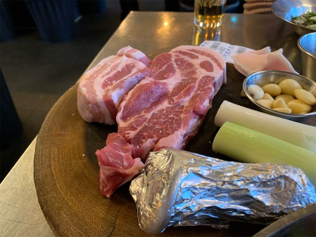 薬水】お肉が美味しいと大人気のクムテジシクタン 금돼지식당 - 晴れ