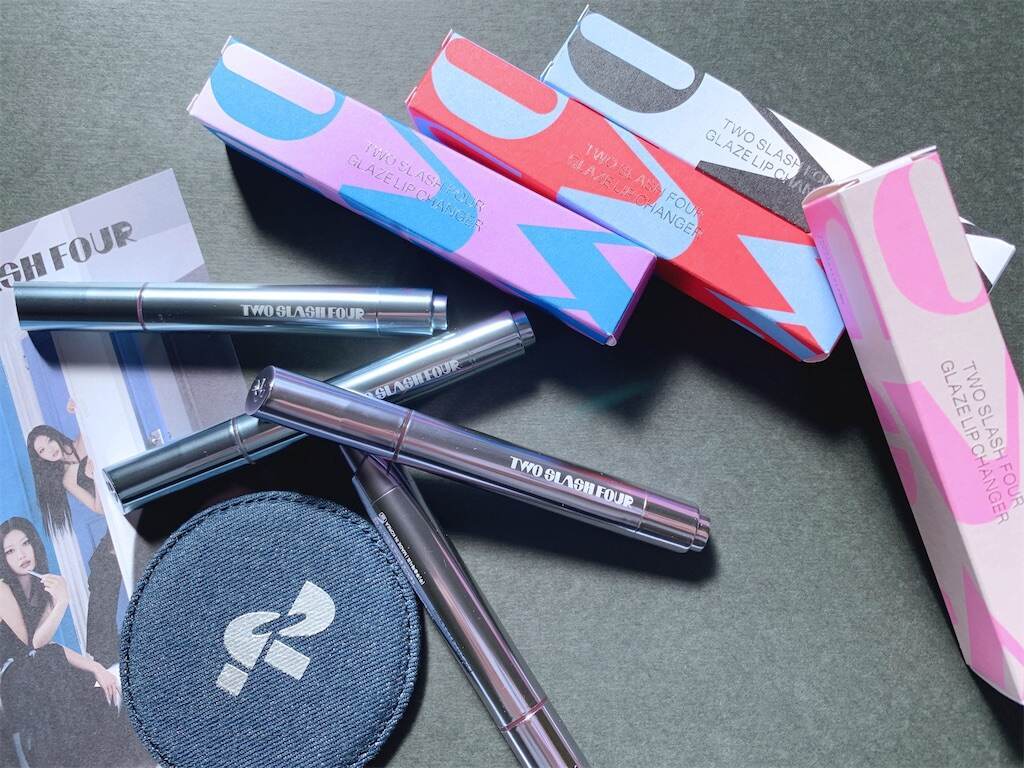 TWO SLASH FOUR】人気メイクアップアーティスト イサベさんのブランド