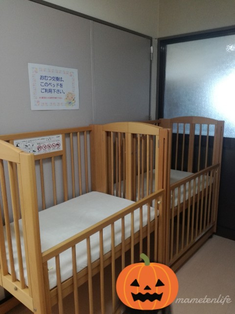 吉田ふれあい広場のおむつ替えベッド