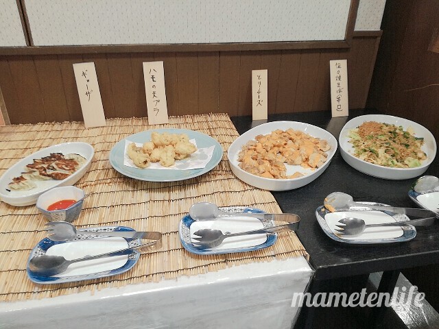 新潟ふるさと村番屋亭ランチバイキングの天ぷら餃子コーナー