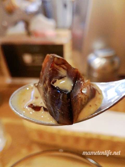 LOG COFFEEのエスプレッソパルフェの中に入っているコーヒーゼリー