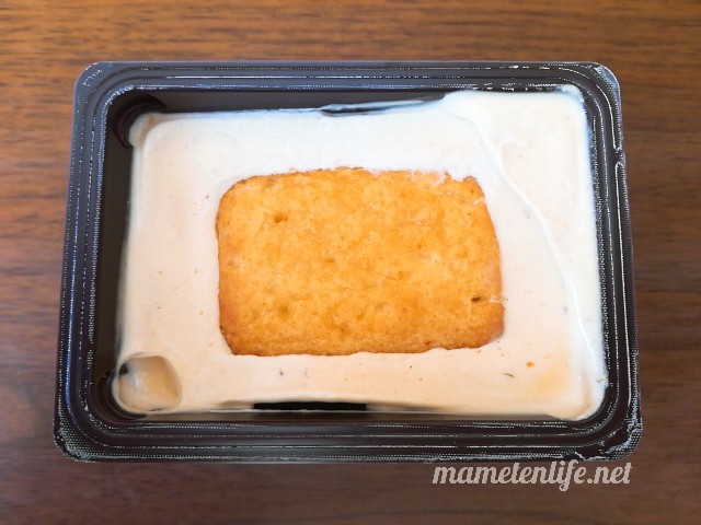 ブルボンガトーレーズンのフタを開けたところ