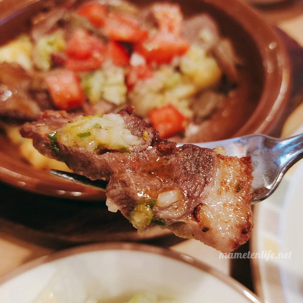 サイゼリヤのラムときのこのきこり風のラム肉アップ