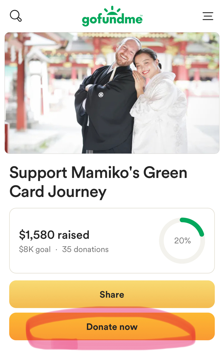GoFundMeのページに二人の国際カップルが神社の前でポージングしている
