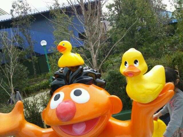 アーニーのラバーダッキー・レース@USJ - お風呂のあひるの世界