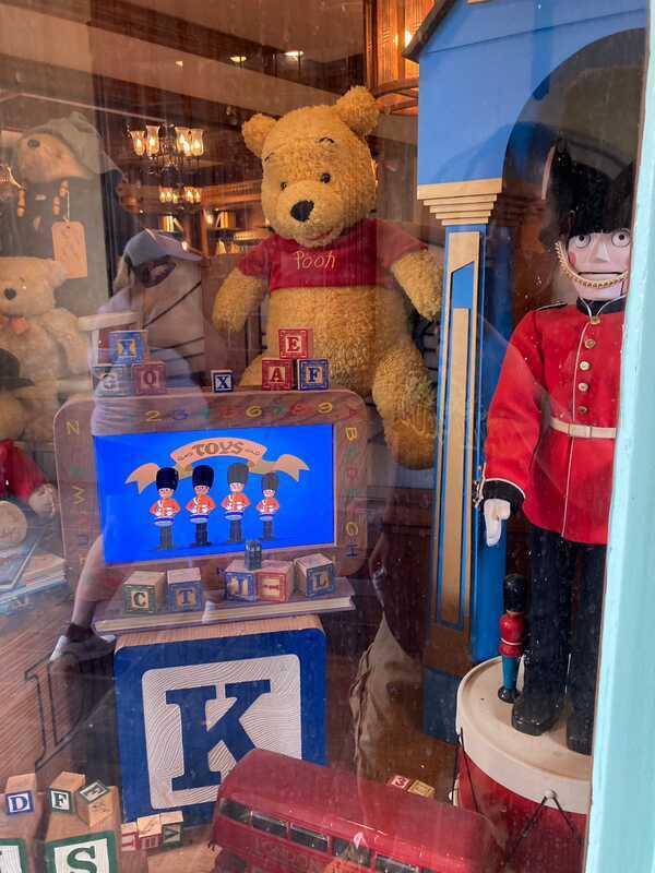 エプコット*グッズ、お土産 アラサー無職、NY一人旅に行く