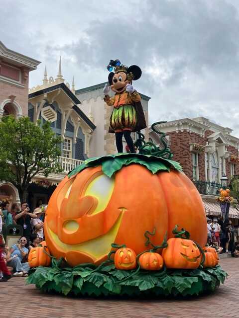 ディズニー　ハロウィン　ウェルカムボード  タカショー　ガーデンコレクション TDL「ディズニー・ハロウィーン2019」デコレーション＆フォト