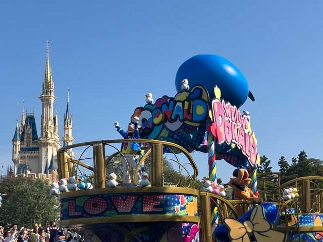 ディズニーランド パルパルーザ ドナルド パルパル ドナパル 2025 4K／2025年ver. ドナパルのスニーク】ドナルドのクワッキー